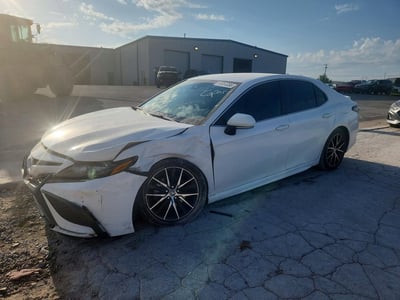 4T1G11AK0NU****** 2022 Toyota Camry