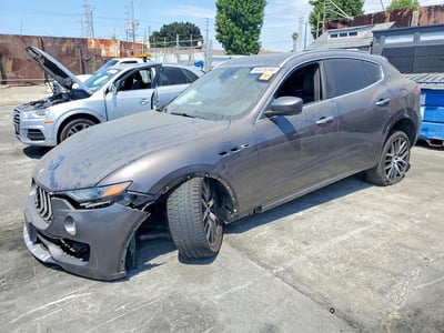 ZN661YUS8HX****** 2017 Maserati Levante