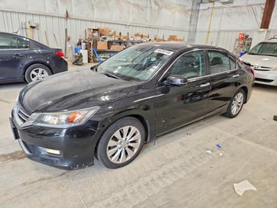 1HGCR2F87FA****** 2015 Honda Accord
