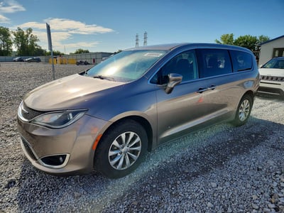 2C4RC1FGXJR****** 2018 Chrysler Pacifica