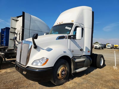 1XKYA48X8GJ****** 2016 Kenworth T680