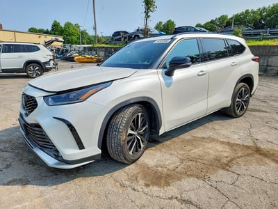 5TDJZRBH9MS****** 2021 Toyota Highlander