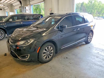 2C4RC1EGXLR****** 2020 Chrysler Pacifica