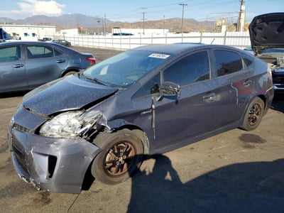 JTDKN3DU2E0****** 2014 Toyota Prius