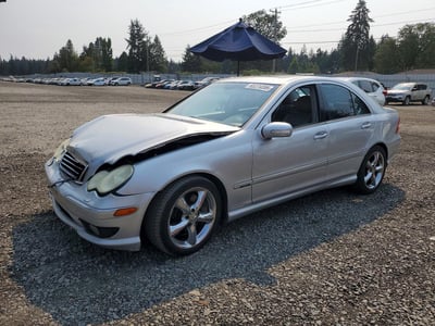 WDBRF40J45F****** 2005 Mercedes-Benz C-Class