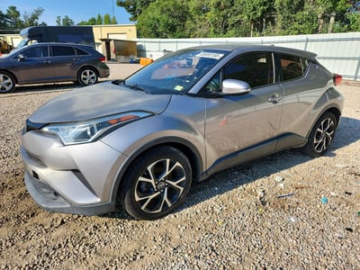 NMTKHMBX1JR****** 2018 Toyota C-HR