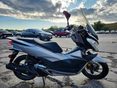 RLHKF180XGY****** 2016 Honda Pcx150