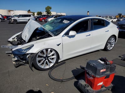 5YJ3E1EA2JF****** 2018 Tesla Model 3