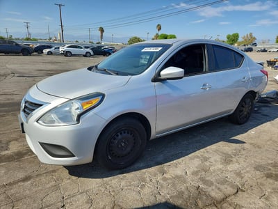 2015 Nissan Versa