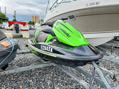 KAW1121***** 2019 Kawasaki Jet Ski W/trl