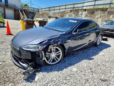 5YJSA1H29FF****** 2015 Tesla Model S