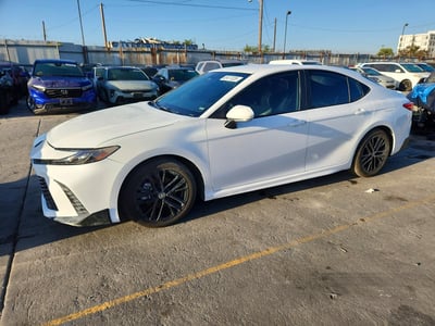 2025 Toyota Camry Hybrid