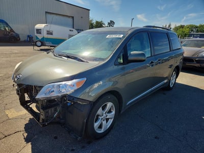 5TDKK3DC4DS****** 2013 Toyota Sienna