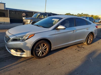 5NPE24AF3HH****** 2017 Hyundai Sonata