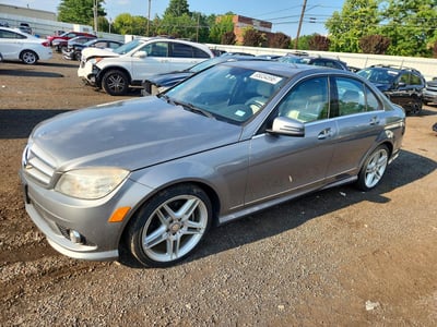 WDDGF8BB2AR****** 2010 Mercedes-Benz C-Class