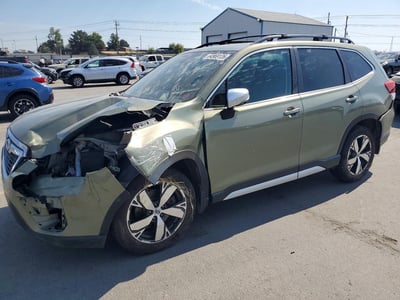 JF2SKAXCXLH****** 2020 Subaru Forester