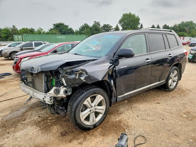 5TDDK3EH0DS****** 2013 Toyota Highlander