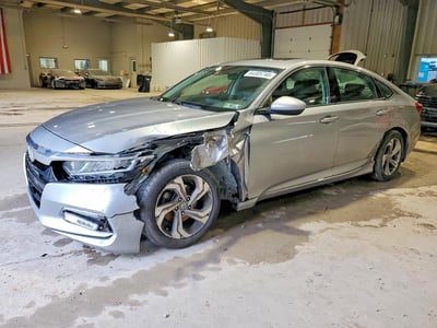 1HGCV1F42JA****** 2018 Honda Accord