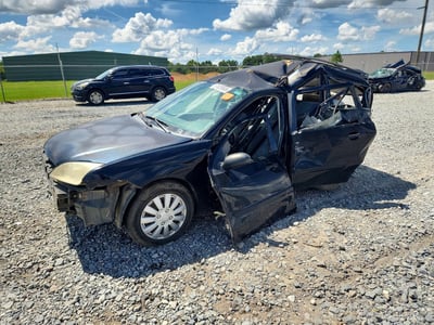 1FAFP36N05W****** 2005 Ford Focus