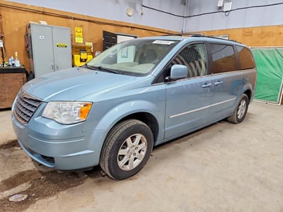 2010 Chrysler Town & Country