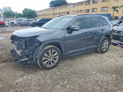 2T3C1RFV4LC****** 2020 Toyota RAV4