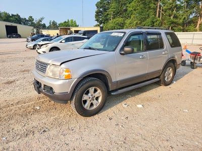 1FMZU73W74U****** 2004 Ford Explorer