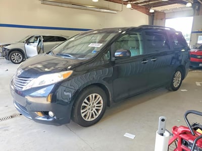 5TDYK3DC1FS****** 2015 Toyota Sienna