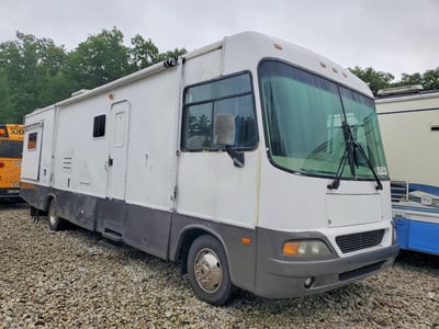 1FCNF53SX30****** 2003 Ford F-550