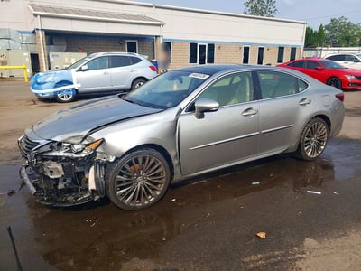 2016 Lexus ES