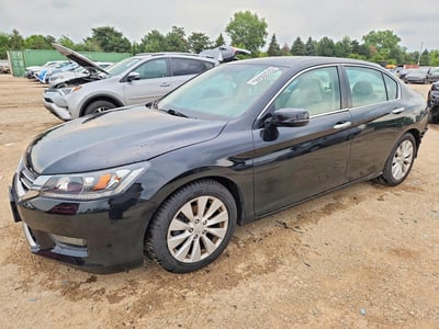 1HGCR2F88FA****** 2015 Honda Accord