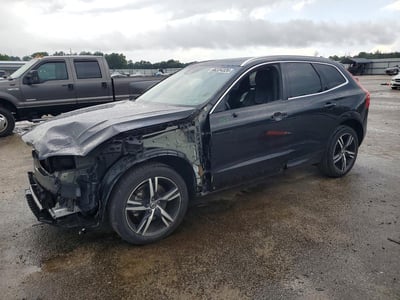 YV4102DK0M1****** 2021 Volvo XC60