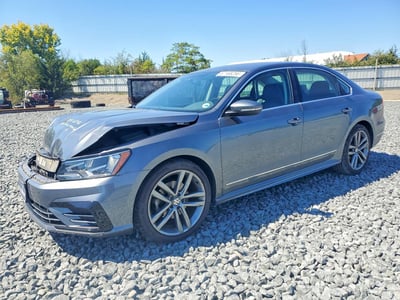 1VWAT7A37GC****** 2016 Volkswagen Passat