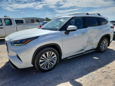5TDEBRCH9NS****** 2022 Toyota Highlander Hybrid