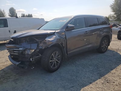 5TDJZRFHXKS****** 2019 Toyota Highlander