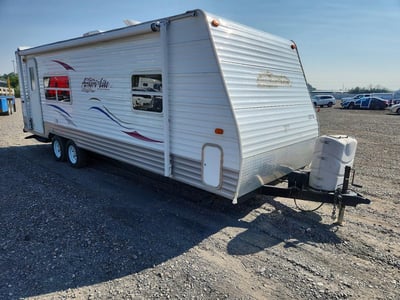 1NL1GTL22B1****** 2011 Gulf Stream Ameri-lite 25bh / 25bw / Kingsport 257rls