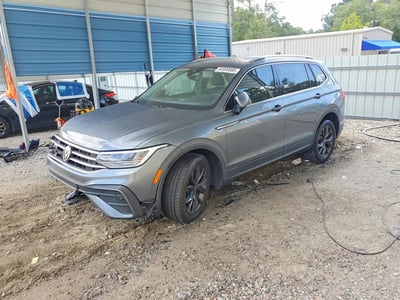3VV3B7AX1PM****** 2023 Volkswagen Tiguan