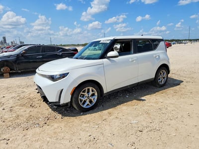 KNDJ23AU4P7****** 2023 Kia Soul