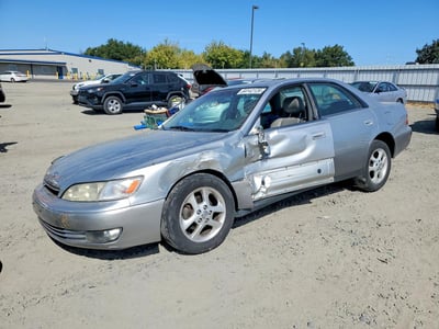JT8BF28G615****** 2001 Lexus ES