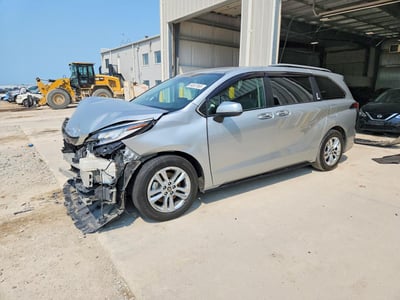 5TDZSKFC3PS****** 2023 Toyota Sienna