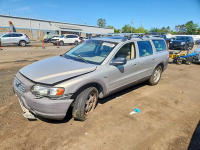 YV1SZ58D111****** 2001 Volvo V70
