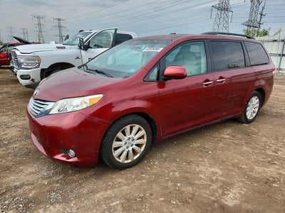 5TDDK3DC1CS****** 2012 Toyota Sienna