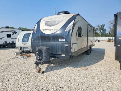 5ZT2LCZB3KB****** 2019 Forest River Lacrosse Towable