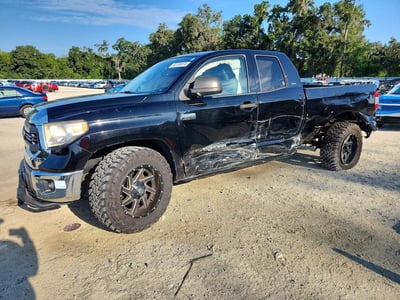 5TFUW5F1XFX****** 2015 Toyota Tundra