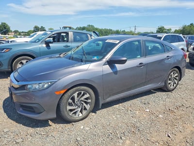 2HGFC2F78JH****** 2018 Honda Civic