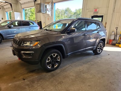 3C4NJDDBXJT****** 2018 Jeep Compass