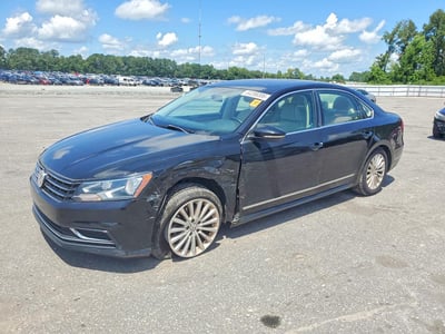 1VWBS7A39GC****** 2016 Volkswagen Passat