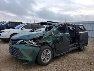 5TDZSKFC1TS****** 2026 Toyota Sienna