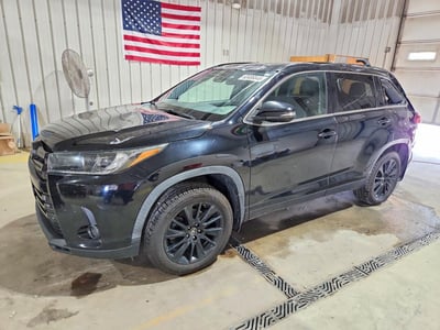 5TDJZRFHXKS****** 2019 Toyota Highlander