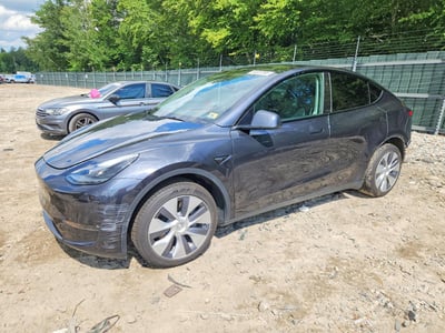7SAYGDEE5RF****** 2024 Tesla Model Y
