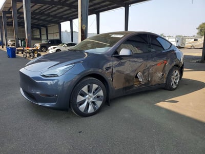 7SAYGAEE2PF****** 2023 Tesla Model Y